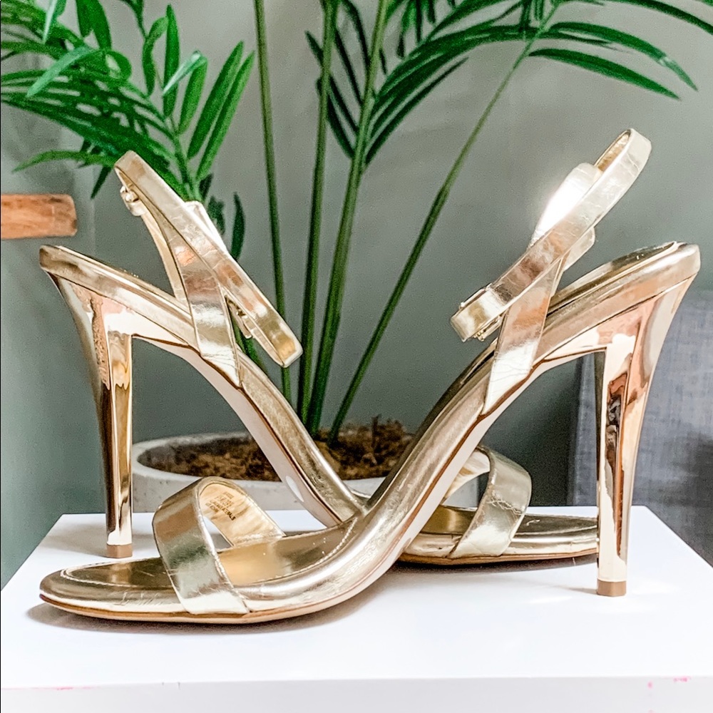 Bcbgeneration Gold ankle heel